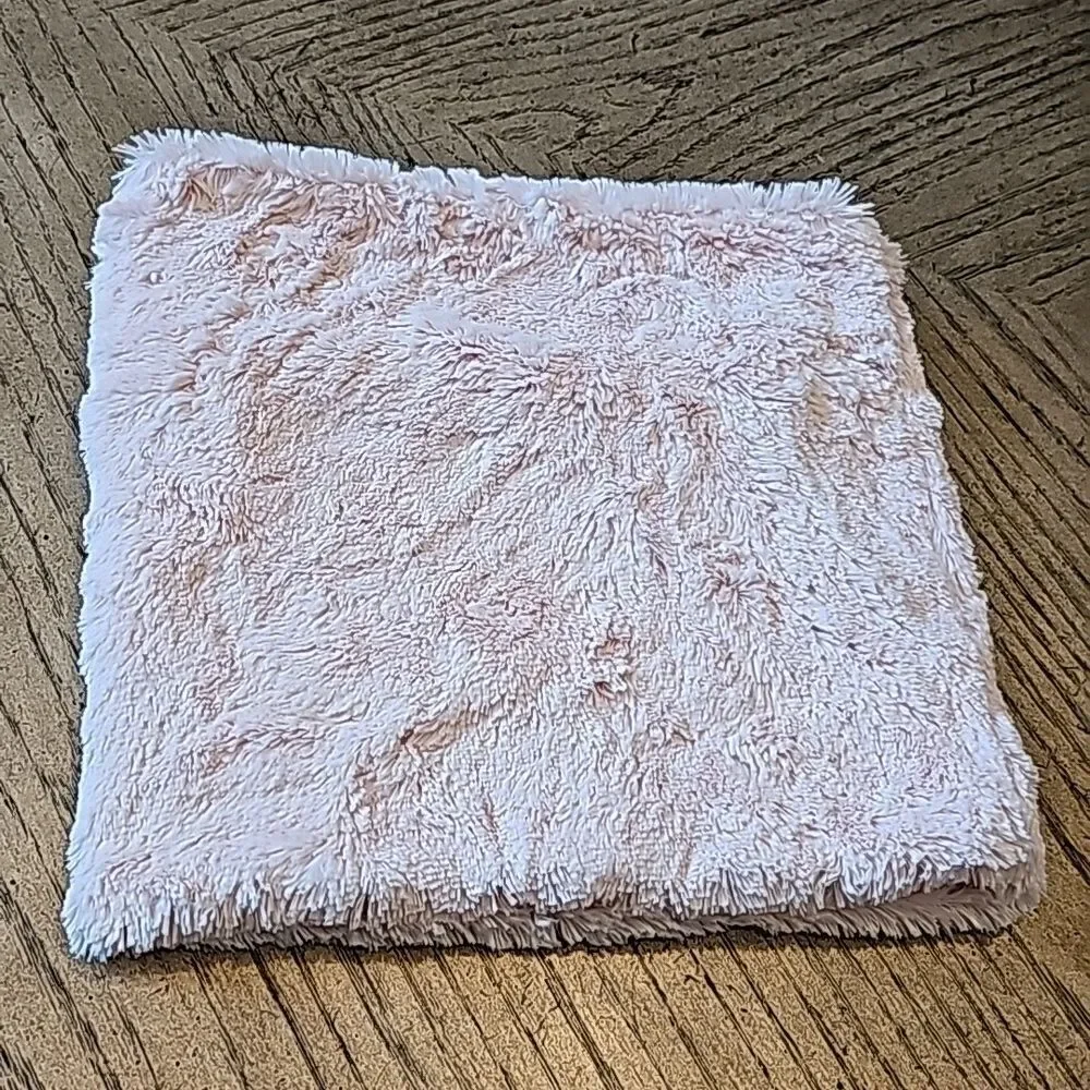 H&M pink cozy